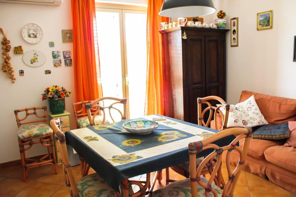 Agrumi In Terrazza Bed and breakfast 2*